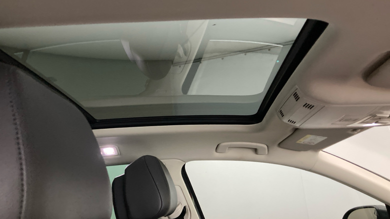 Volkswagen Passat 1.4 TSI 150 GT 5dr [Panoramic Roof] Petrol Estate